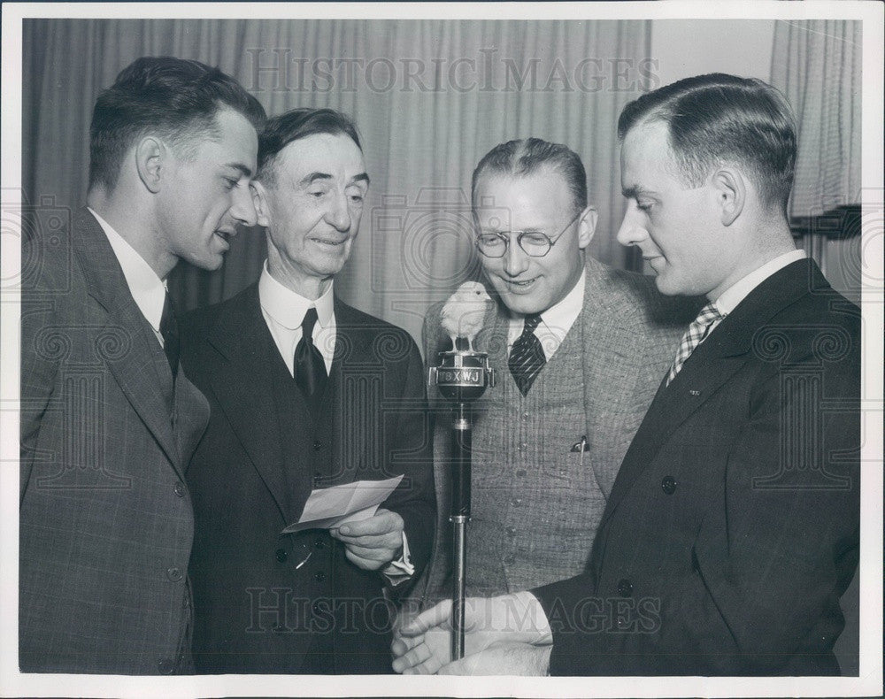 1938 MI, Detroit News Short Wave Radio W8XWJ Execs William Scripps Press Photo - Historic Images