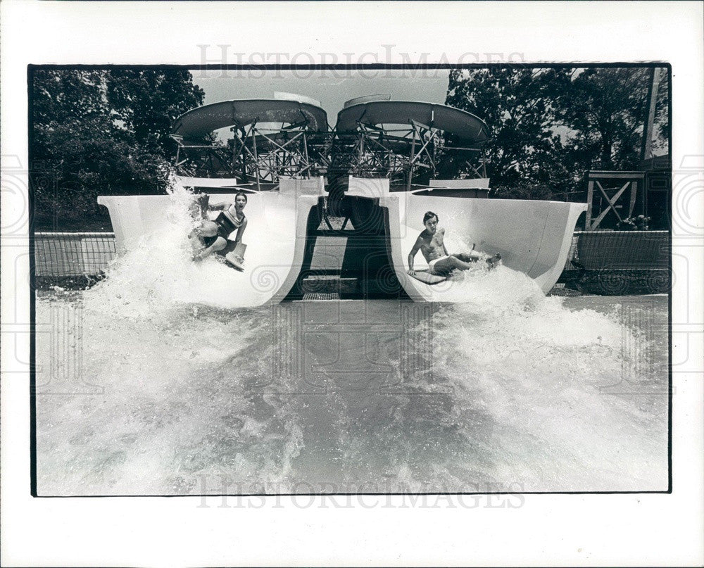 1982 Oakland County, Michigan Waterford Oaks Water Park Press Photo - Historic Images