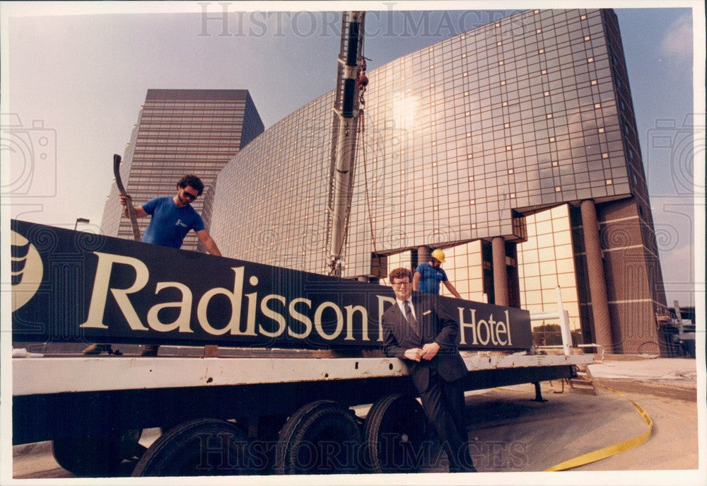 1987 Southfield, Michigan Radisson Hotel Press Photo - Historic Images