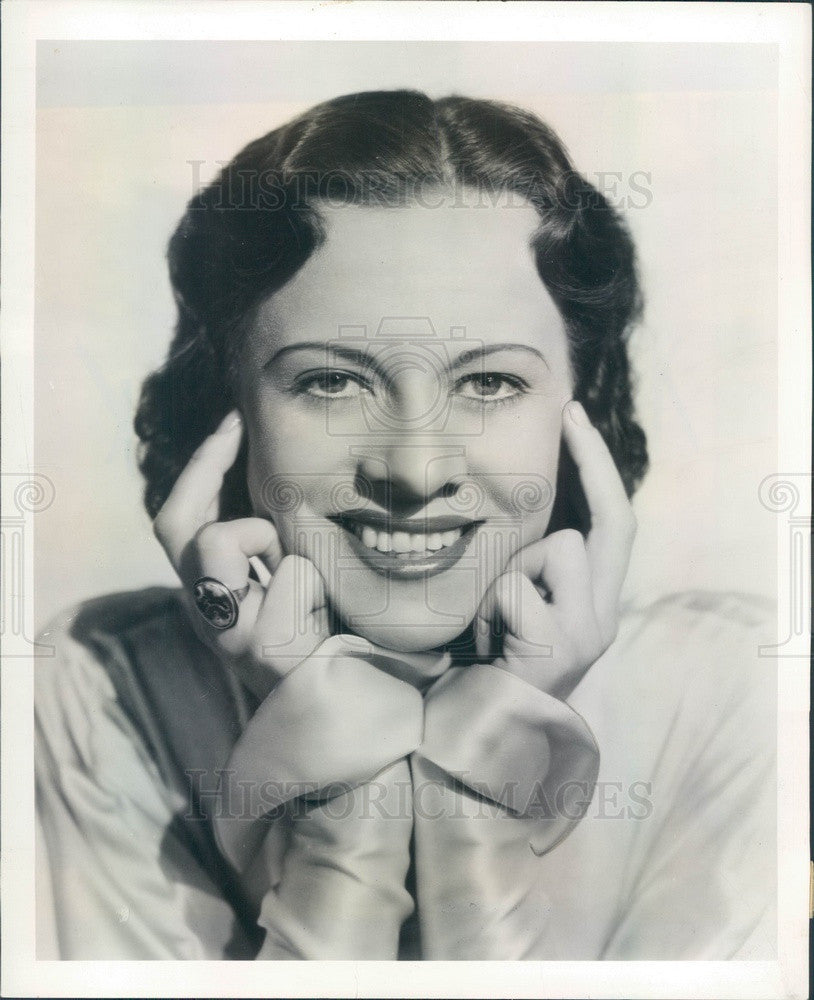 1937 Radio Actress &amp; Singer Irene Beasley Press Photo - Historic Images