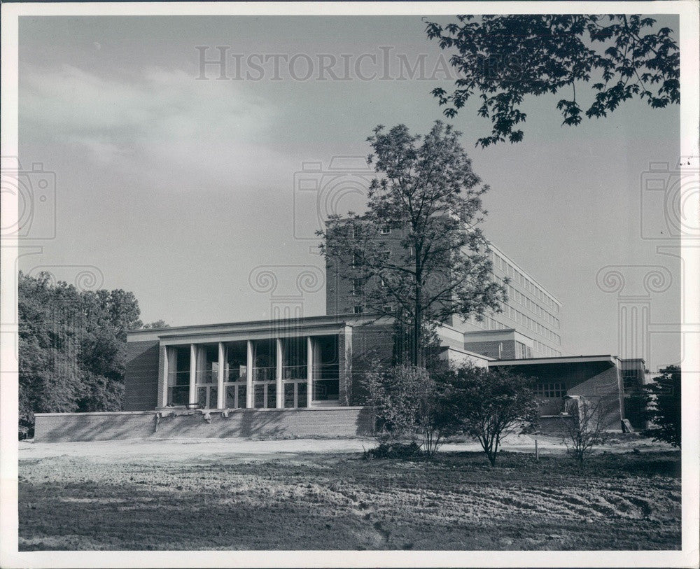 1951 East Lansing, MI Michigan State University Kellogg Center Press Photo - Historic Images