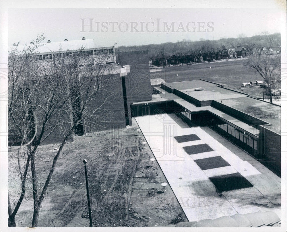 1967 Michigan, University of Detroit Ford Life Sciences Building Press Photo - Historic Images