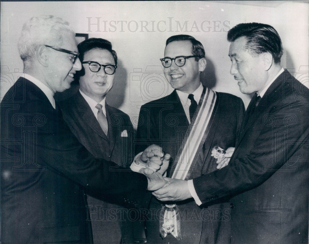 1965 US Ambassador to UN Arthur Goldberg, Korean Foreign Minister Press Photo - Historic Images