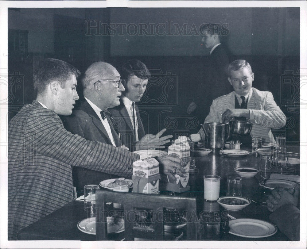 1963 Bloomfield Hills, MI Cranbrook Academy Headmaster Harry Hoey Press Photo - Historic Images