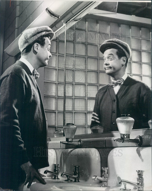 1962 Hollywood Actor/Producer Tommy Noonan in Swing Along Press Photo - Historic Images