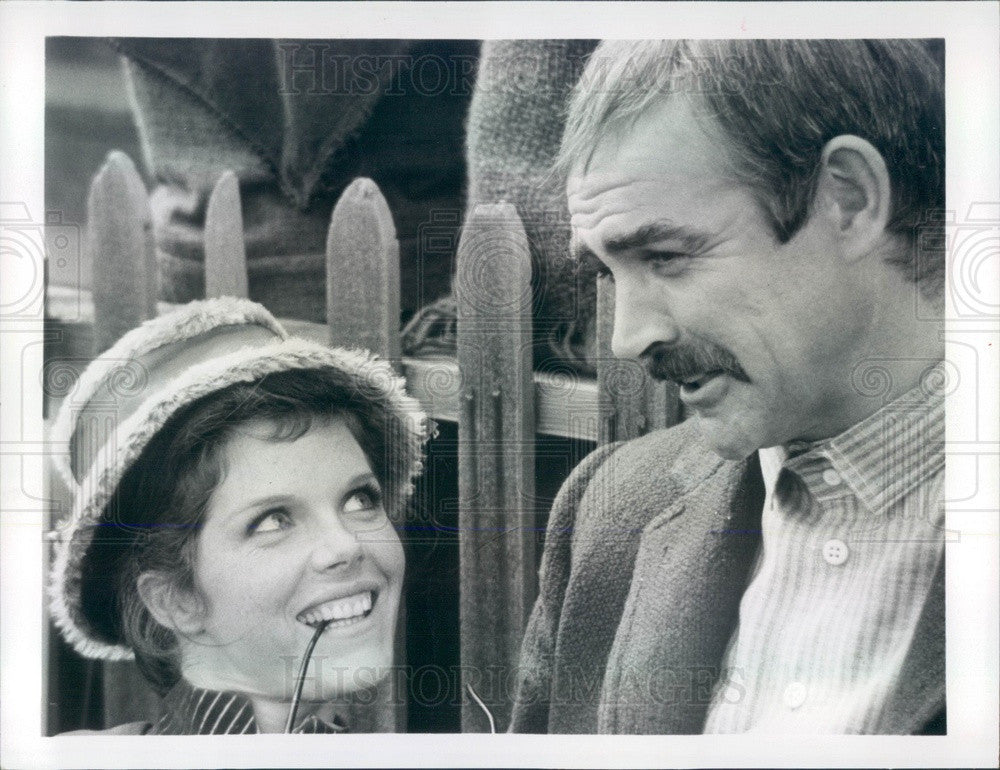 Undated Actors Samantha Eggar &amp; Sean Connery in The Molly Maguires Press Photo - Historic Images