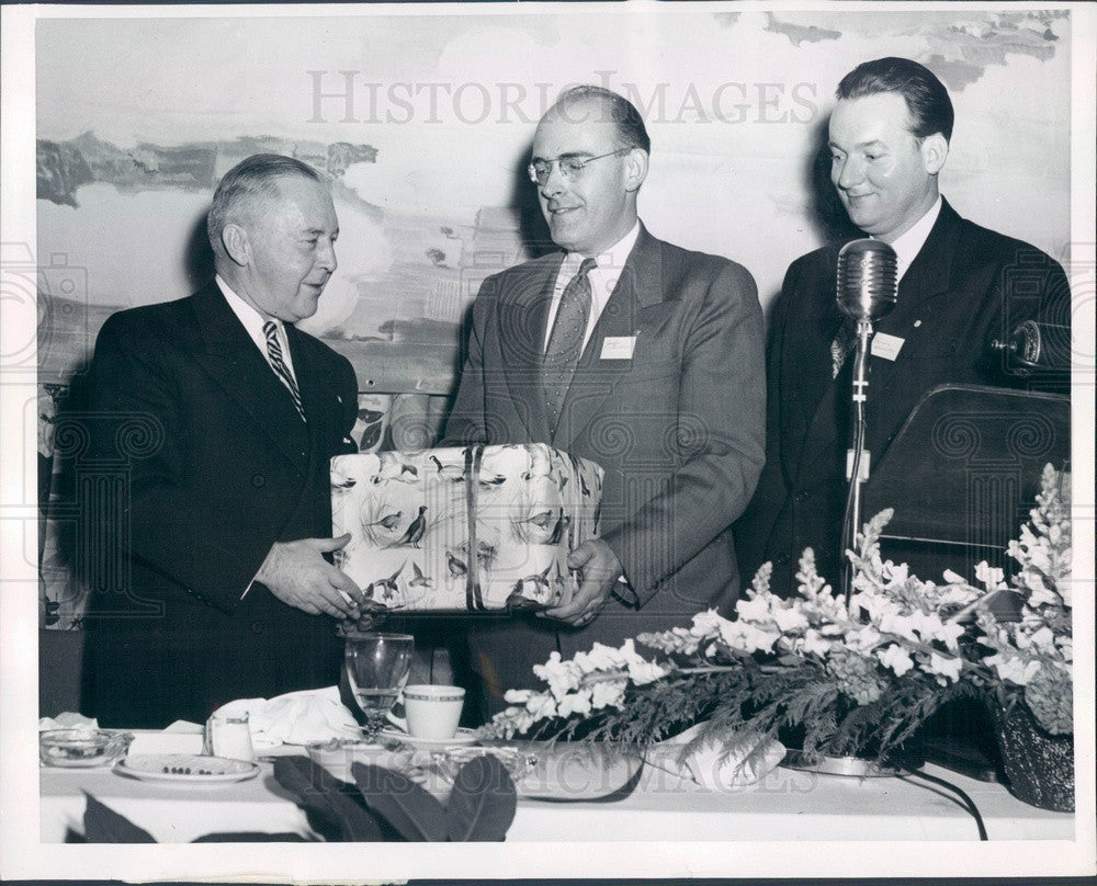 1953 United Air Lines President WA Patterson, John Garlick Press Photo - Historic Images