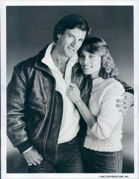 1985 Actors Michael Woods & Daphne Ashbrook in Our Family Honor Press Photo - Historic Images
