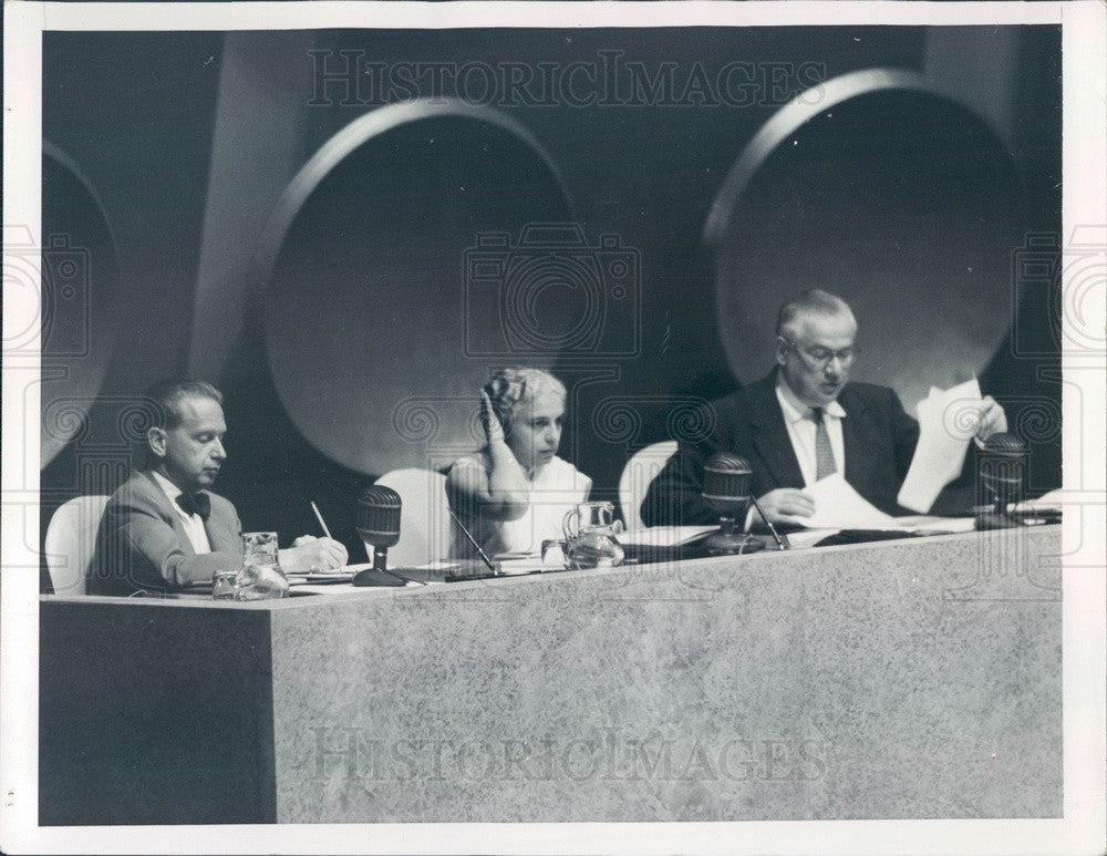 1953 UN President Madame Pandit, Secr Gen Dag Hammarskjold Press Photo - Historic Images