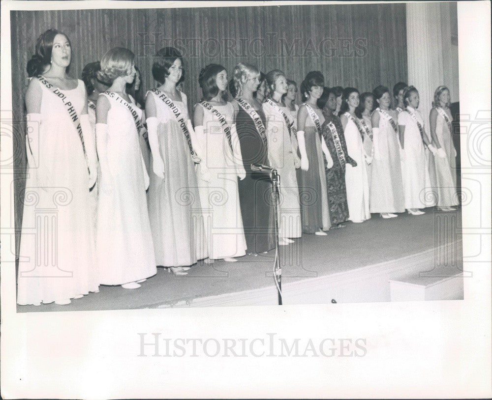 1969 Miss St Petersburg, Florida 1969 Becky Sutterlin & Contestants Press Photo - Historic Images