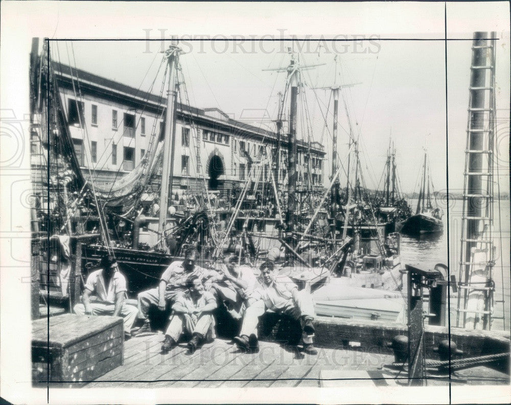 1943 Boston, MA Idle Fishing Fleet During OPA Protest Press Photo - Historic Images