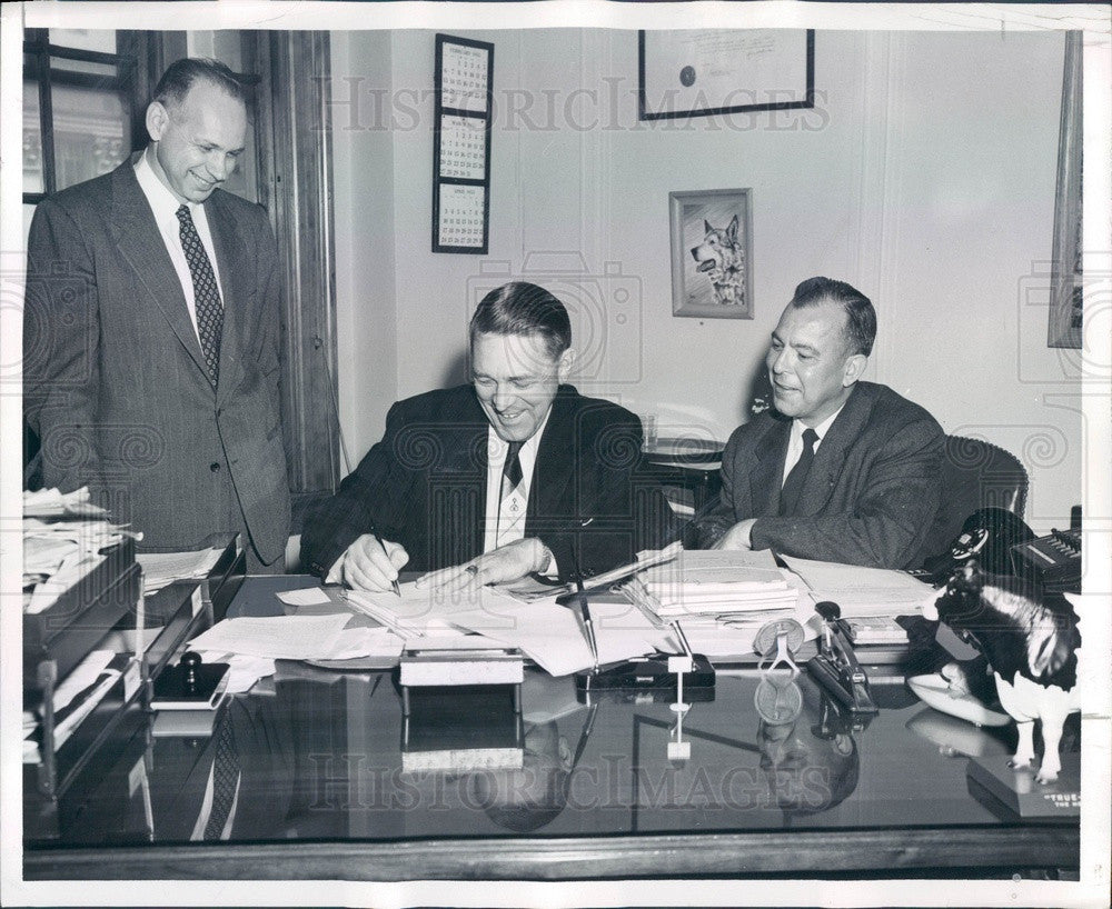 1955 Pueblo, Colorado Arkansas Valley Authority Reps Archer Nelsen Press Photo - Historic Images