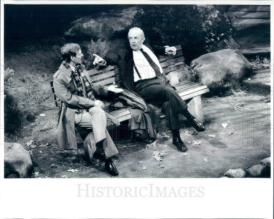 1989 Actors Keir Dullea & Leon Stevens in Play A Walk in the Woods Press Photo - Historic Images