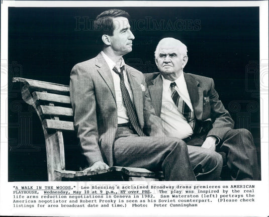 1989 Actors Sam Waterston & Robert Prosky in A Walk in the Woods Press Photo - Historic Images