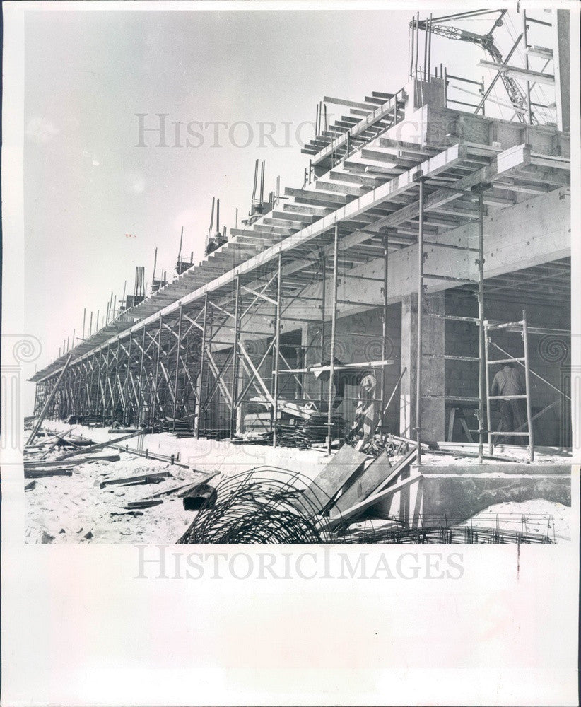 1958 St Petersburg Beach, Florida Starlite Tower Co-op Construction Press Photo - Historic Images