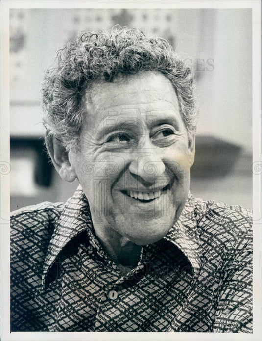 1978 Hollywood Actor Jack Gilford on Paul Sand in Friends & Lovers Press Photo - Historic Images