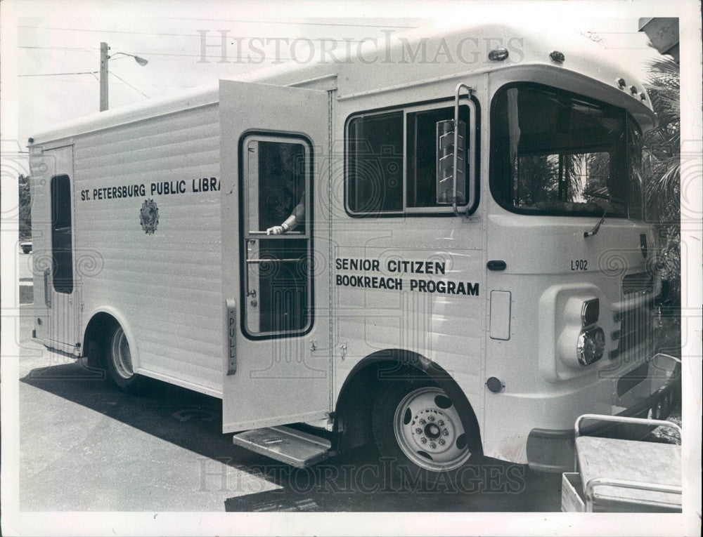 1979 St Petersburg, Florida Mobile Library, Senior Citizen Bookreach Press Photo - Historic Images