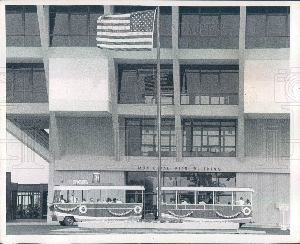 1973 St Petersburg, Florida Municipal Pier Bldg & Pier Tug Press Photo - Historic Images