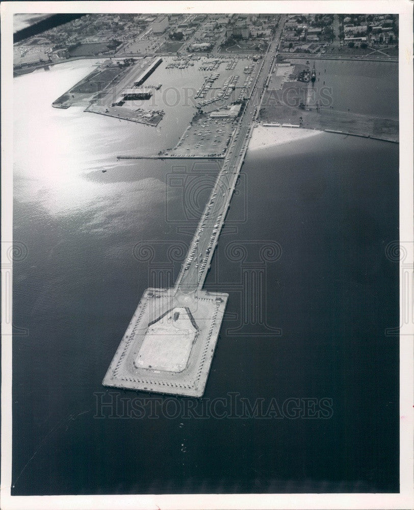 1968 St Petersburg, Florida Municipal Pier Aerial View Press Photo - Historic Images