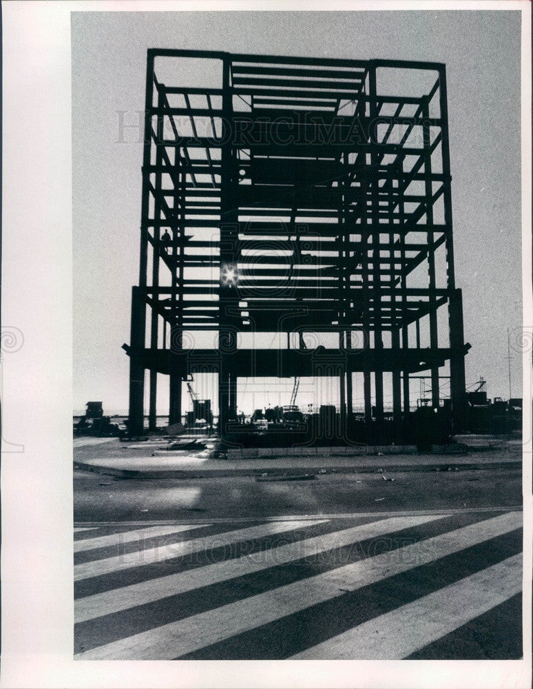 1970 St Petersburg, Florida Municipal Pier Construction Site Press Photo - Historic Images