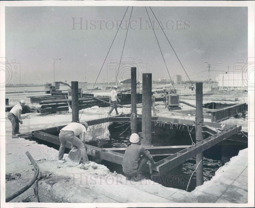 1970 St Petersburg, Florida Municipal Pier Construction Press Photo - Historic Images