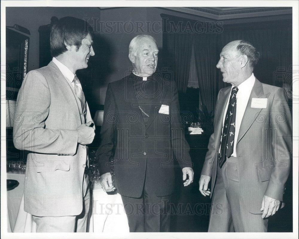 1981 Detroit, Michigan Archbishop John Cardinal Dearden Press Photo - Historic Images