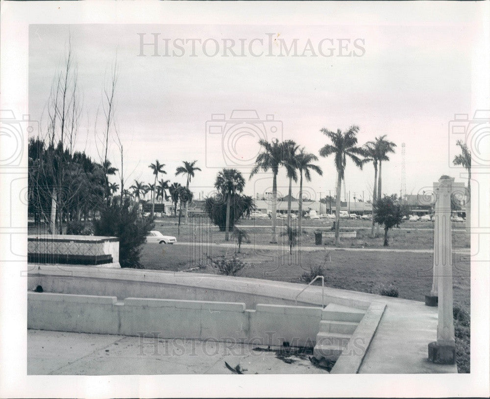 1964 Punta Gorda, Florida Charlotte Spa Hotel Abandoned Pool Press Photo - Historic Images