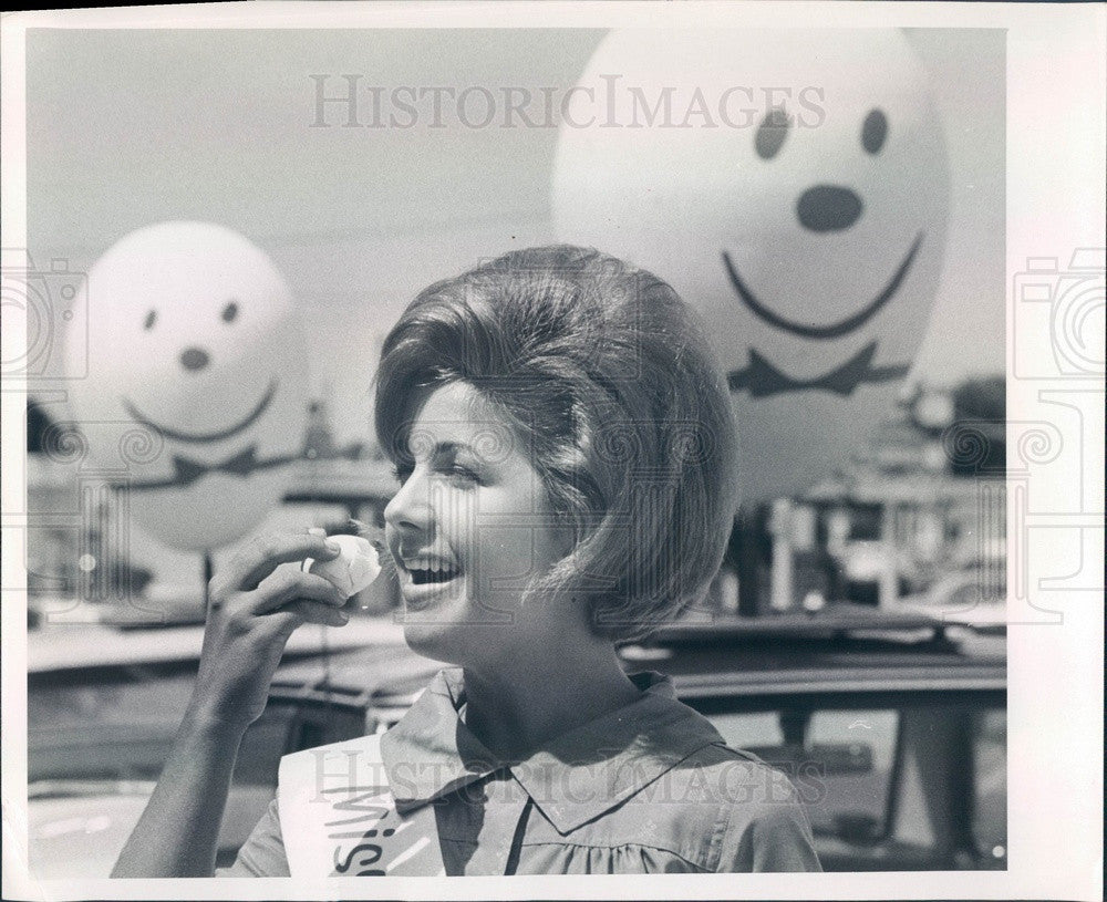 1965 Miss Florida Egg Queen Press Photo - Historic Images