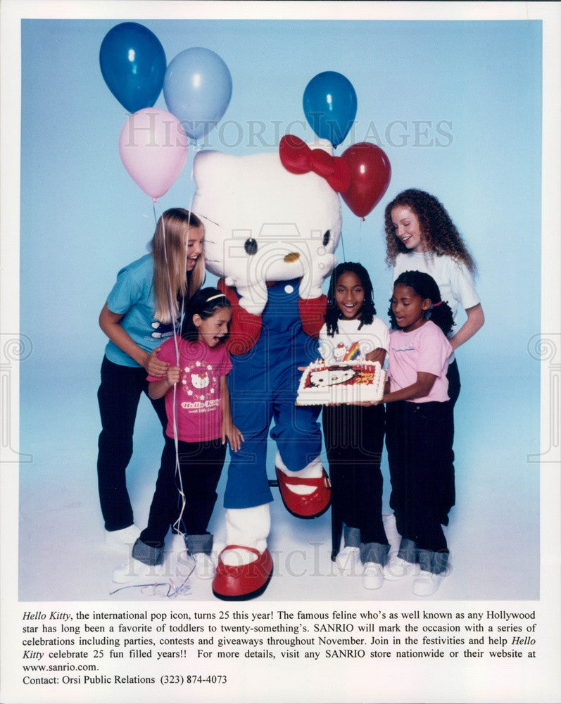 1999 Hello Kitty Character Turns 25 Press Photo - Historic Images