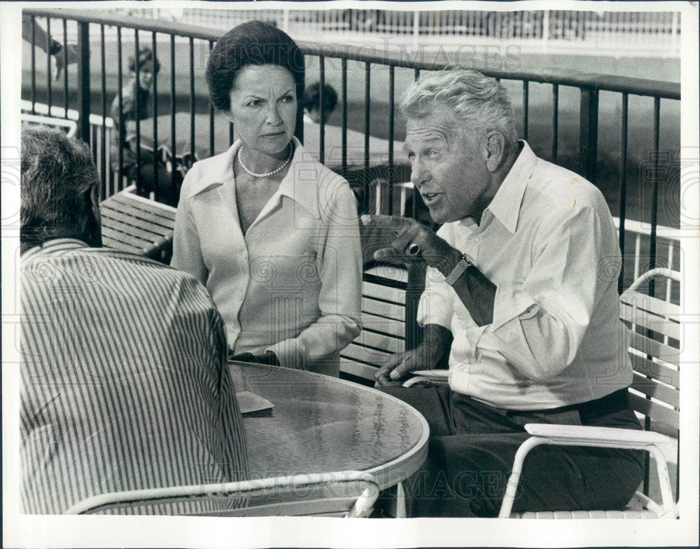 1973 Hollywood Actors Ralph Bellamy/Arthur Hill/Neva Patterson Press Photo - Historic Images