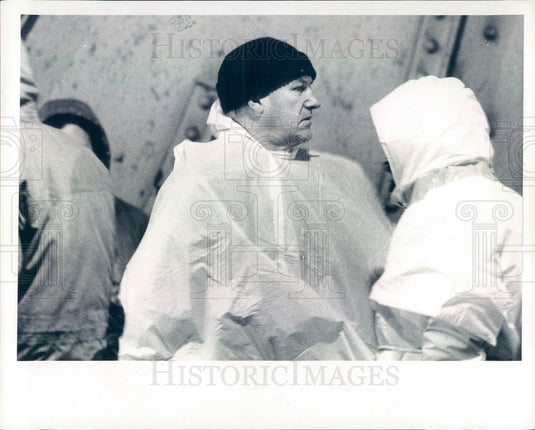 1989 American Hollywood Actor Gene Hackman in Package Press Photo - Historic Images