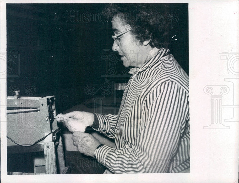 1969 Pasco County, Florida B &amp; N Egg Producers, Mrs AL Wright Press Photo - Historic Images