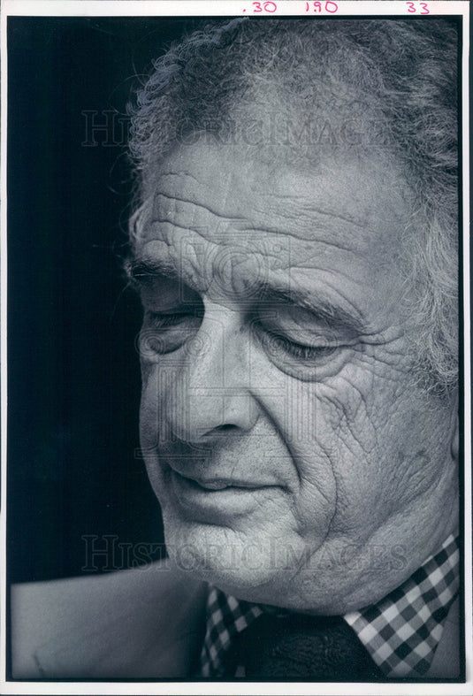 1974 Pianist & Comedian Victor Borge Press Photo - Historic Images