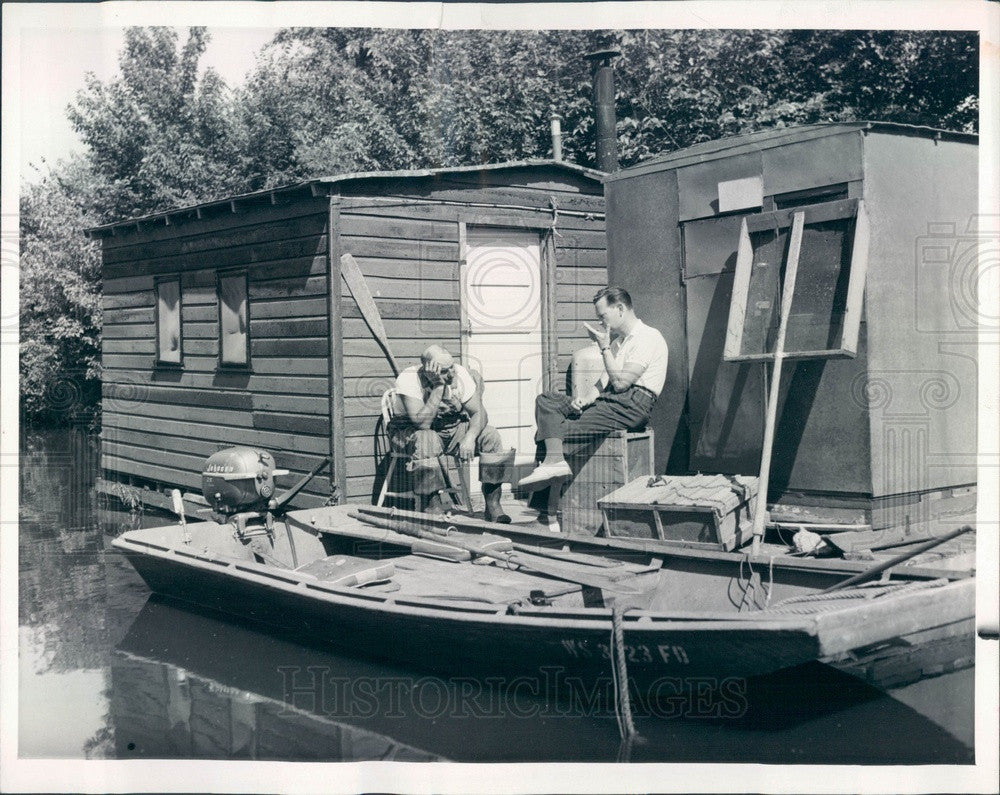 1964 TV News Anchorman David Brinkley with MS River Fisherman Press Photo - Historic Images