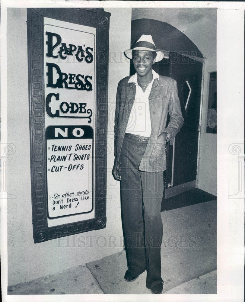 1979 St Petersburg, FL Teen Coffeehouse Papa&#39;s Dream Doorman Press Photo - Historic Images