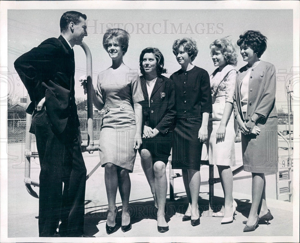 1963 Miss Denver, Colorado Contestants Pat Young, Catherine Bell Press Photo - Historic Images