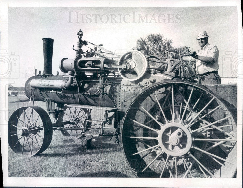 1974 Lakeland, Florida Glen Knuth & His Case Tractor Press Photo - Historic Images