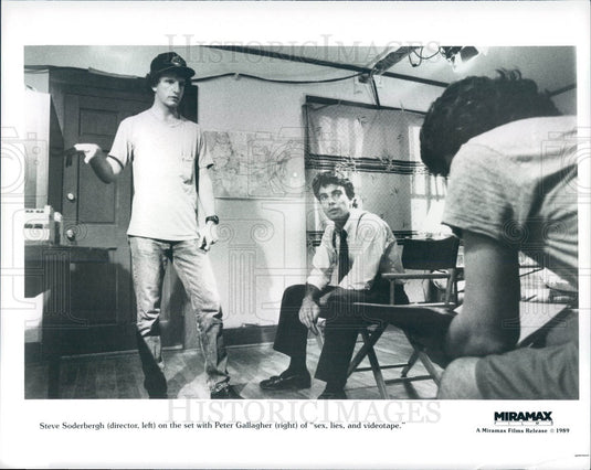 1989 American Actor Peter Gallagher/Director Steve Soderbergh Press Photo - Historic Images