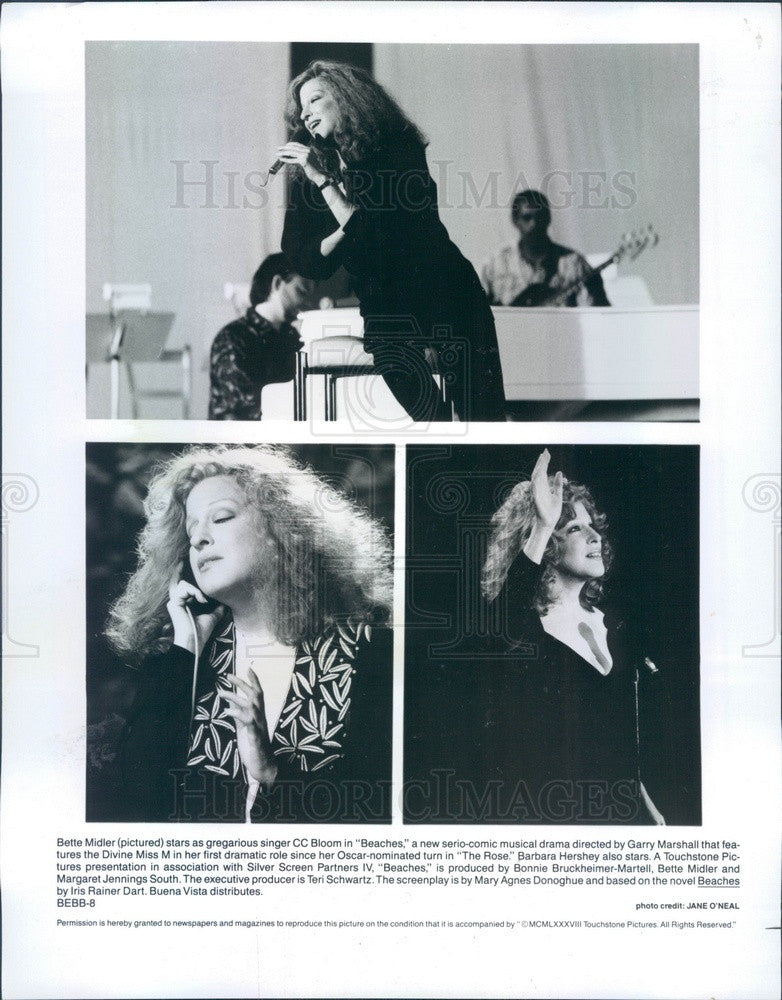 Undated American Singer/Actress/Comedian Bette Midler in Beaches Press Photo - Historic Images