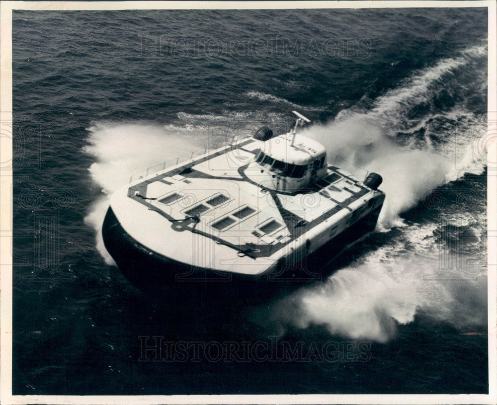 1973 US Navy Experimental Boat SES-100B Supported By Cushion of Air Press Photo - Historic Images