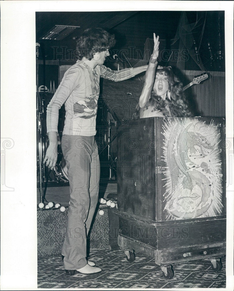 1980 Clearwater, Florida Band Wave, Cheri Canner &amp; Jay Libido Press Photo - Historic Images