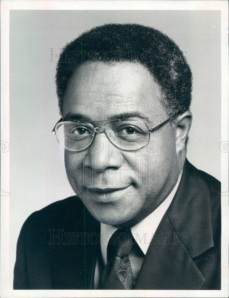 1976 Writer Alex Haley, Author of Roots Press Photo - Historic Images