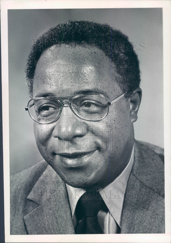 1976 Writer Alex Haley, Author of Roots Press Photo - Historic Images