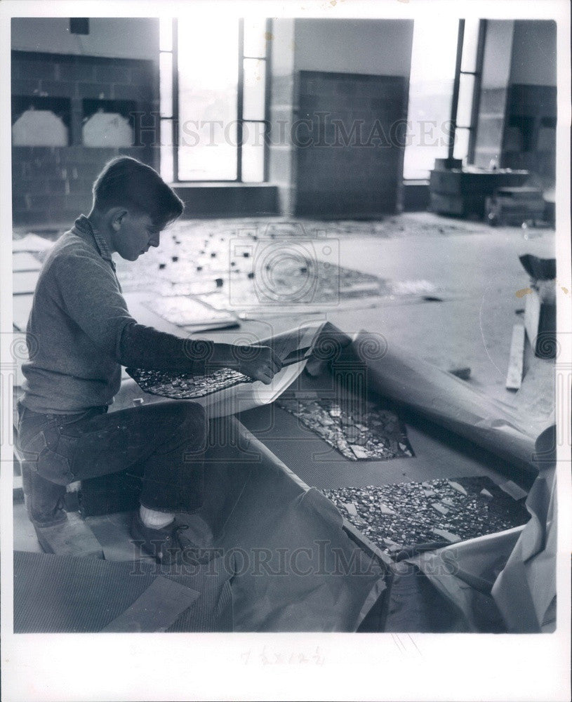 1962 Detroit, Michigan Library Mural Work, Denis O'Connor Press Photo - Historic Images