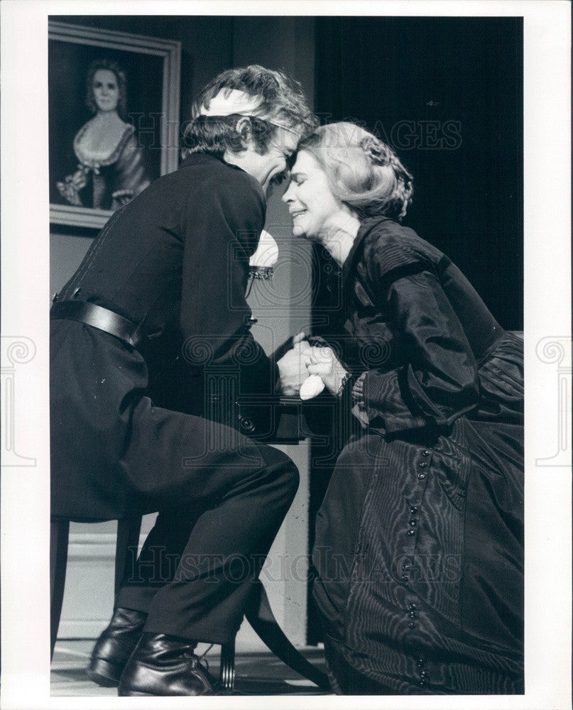 1975 Actors Ben Masters, Rosemary Murphy in Mourning Becomes Electra Press Photo - Historic Images
