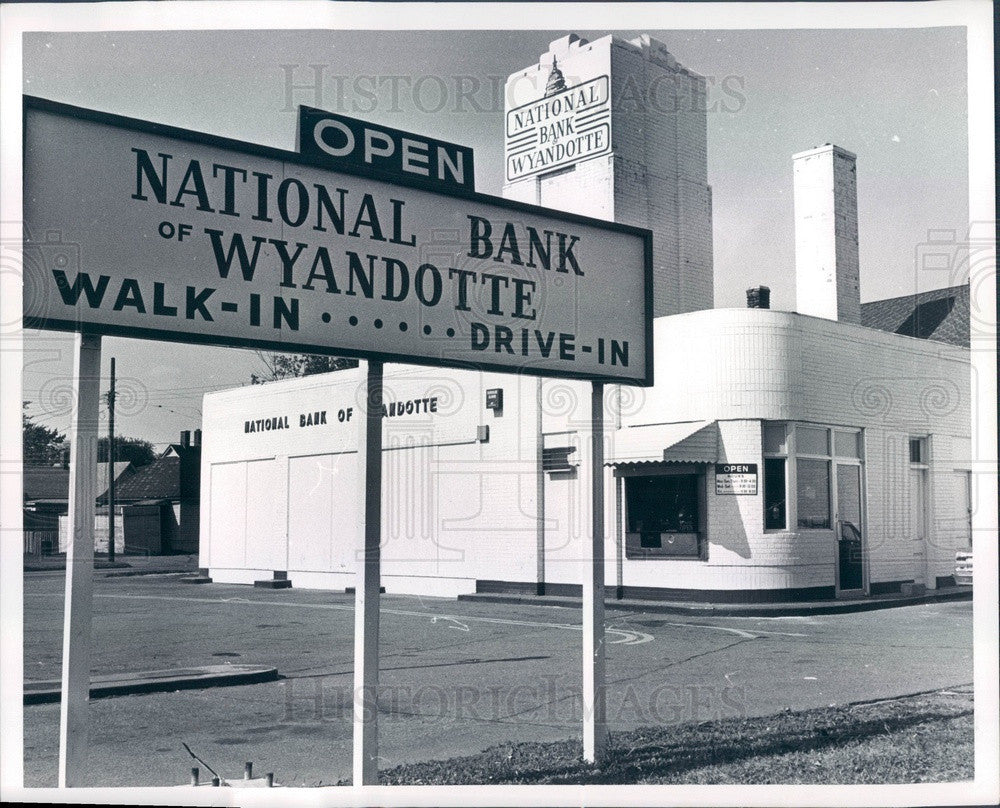 1967 Wyandotte, Michigan National Bank of Wyandotte Press Photo - Historic Images