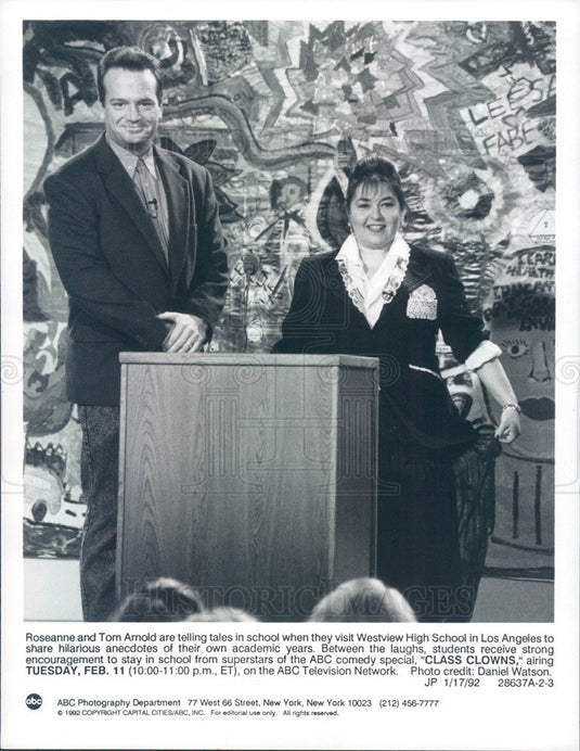 1992 Hollywood Actors Roseanne Barr & Tom Arnold in Class Clowns Press Photo - Historic Images