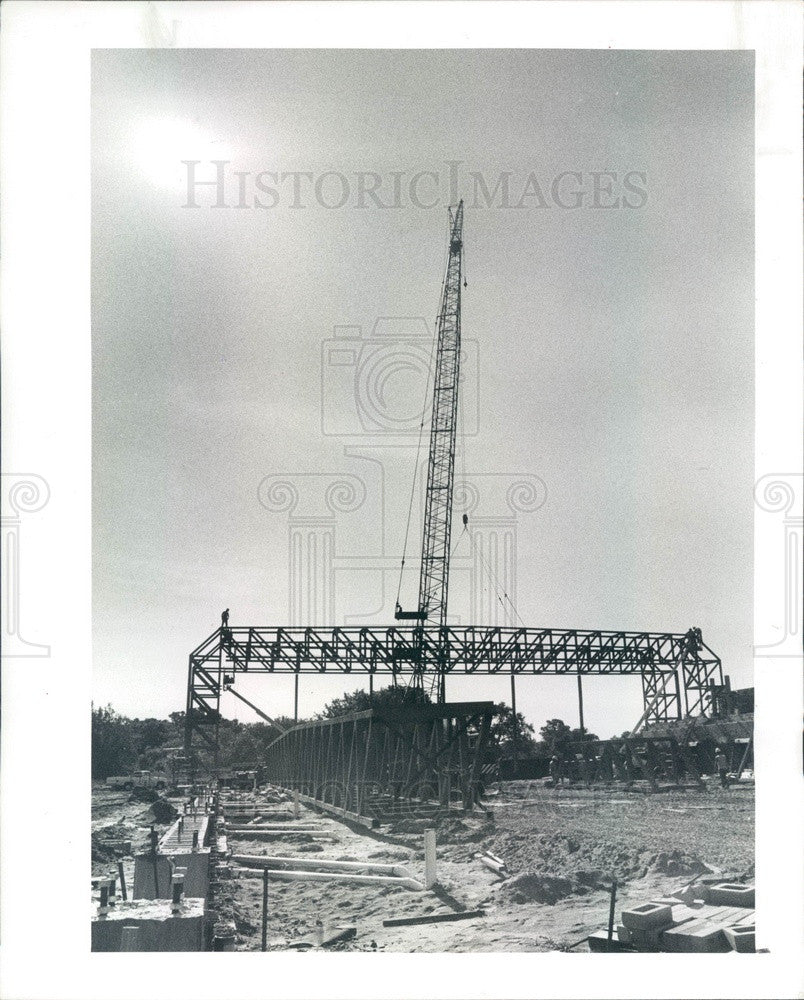 1989 Clearwater, FL Center Foundation Swimming Pool Construction Press Photo - Historic Images