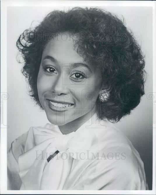 Undated Ebony/Jet TV News Anchor & Talk Show Host Deborah Crable Press Photo - Historic Images