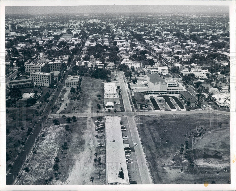 1967 St Petersburg, FL Aerial, North Shore Vicinity of Vinoy Hotel Press Photo - Historic Images